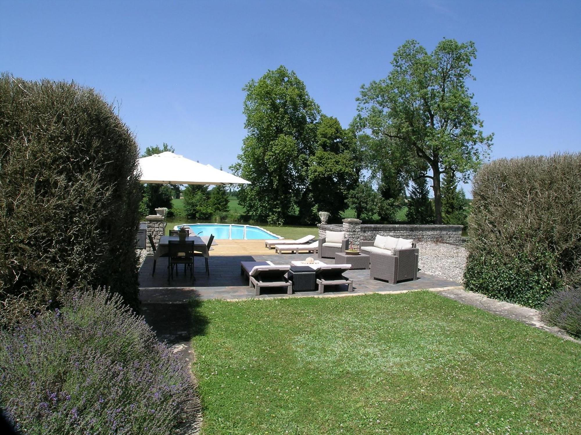 Château du Bourbet Cherval Exterior foto