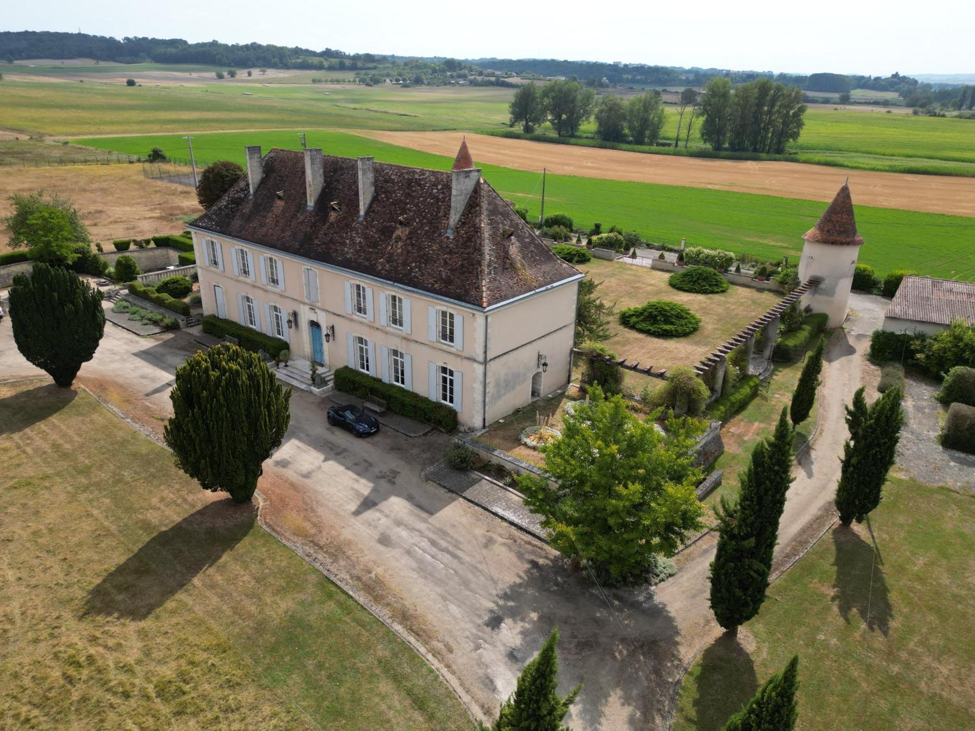 Château du Bourbet Cherval Exterior foto